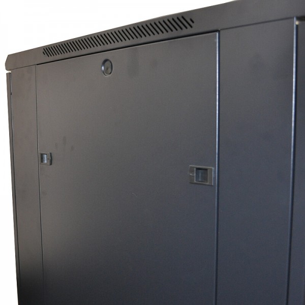 30U - 600x600 | Напольный серверный шкаф